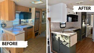 RV TOUR of BIG BETTY || Fully Renovated 17 Year Old Class A RV