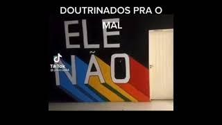 Doutrina esquerda nas escolas e universidades