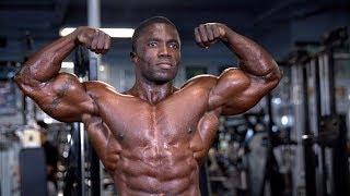 TRAILER: IFBB Classic Physique Pro Kwame Adom Trains While Shredded after Winning 2018 NPC Universe