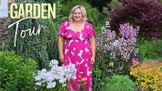The Garden Looks SO Good Right Now | See What’s Blooming in June!