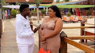 Proposing to sugar mummy on her birthday to see her reaction 