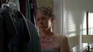 The Walking Dead s6e12 Carol bakes cookies