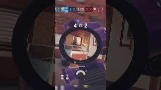 Cheating in Front of @Skittlz #r6s #r6 #ooziie