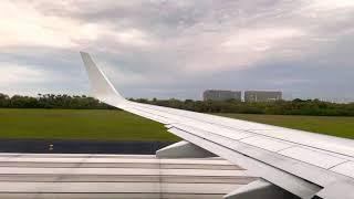 AMERICAN 737-800 TAKING OFF FROM TPA