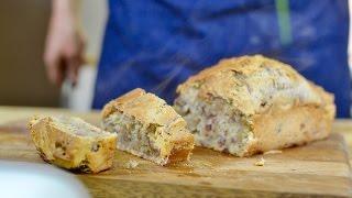 Das 10-Minuten-Zwiebel-Speck Brot von Generation YES