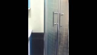 18+ Голая сексуальная девушка моется в душе Обнаженная женщина в ванной Nude sexy girl in shower