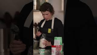 Готовить просто! Сырники с мармеладом. Новая серия кулинарного шоу ждет вас
