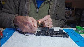 Hornby R3100 Flying Scotsman in Wartime Black Livery : Repair Request (Episode 2)