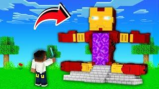 Minecraft, NOOB VS PRO GOING INSIDE IRON MAN IN MINECRAFT