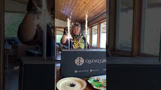 Запеченный барашек от Qazaq Grill. Разделка целого барашка