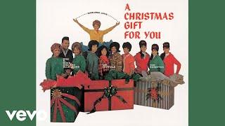 The Crystals - Santa Claus Is Coming to Town (Official Audio)