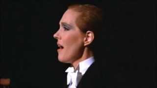 Julie Andrews "CRAZY WORLD" (1982)