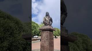 Памятник сподвижнику Петра I