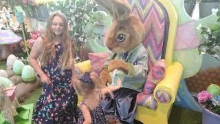 Meeting the Easter Bunny 2023