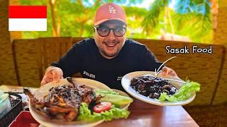 Eating Traditional Sasak Food: Squid Ink and Iced Desert in Lombok, Indonesia 