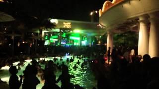 XS Wynn Encore Las Vegas Sunday night pool party-M4H02746