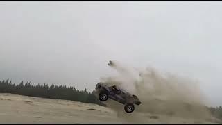 WLTOYS 124018 Off-Road Climbing RC Car Truck running on the sand!