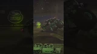 Monster Jam Grave Digger Insane Crash! #monsterjam #shorts