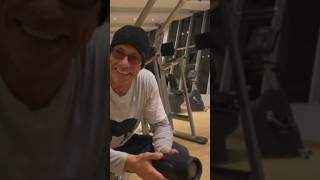 Жан-Клод Ван Дамм - Танцуй и радуйся жизни! #легенда