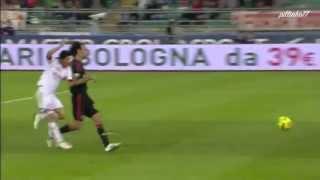 Paulo Vitor Barreto Goal - AS Bari vs AC Milan - 07/11/2010