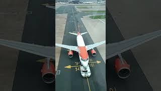 #easyjet #aviation #airbus #london #gatwick #aviationlovers #aviationdaily #aviationgeek