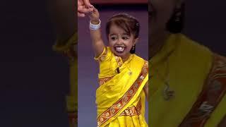 Shortest woman living (mobile): Jyoti Amge - 62.8 cm (24.7 in) - Guinness World Records