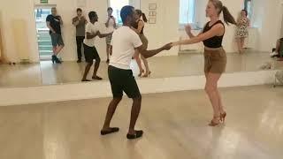 Salsa Intermediate demo by Arun Pauer, Salsa on 2 & on 1