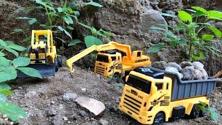 Truk Oleng ‼️ Truk Truk Muatan Batu Terguling Truk Tronton Fuso #excavator  #dumptruck