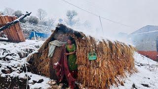 This is Himalayan Village Life | Ep-356 | Nepal| Most peaceful And Very Relaxing Life into the Snow