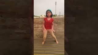 ek gal suni mere haniya dance by ziya #public #reels #viral #video #youtubeshorts