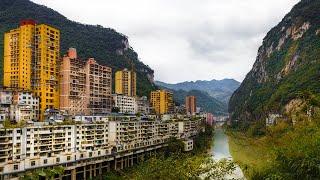 The Narrowest City In The World. Chinese Yanjin County Lost In The Mountains