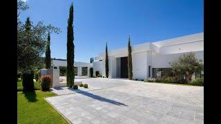 Villa with Panoramic Views in La Zagaleta, Benahavis