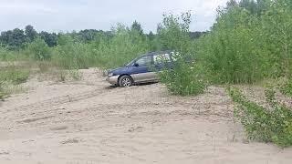 Nissan Prairie Joy в песках Чумыша