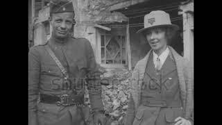 George Marshall meets with Eleanor Butler Roosevelt, wife of Teddy Roosevelt