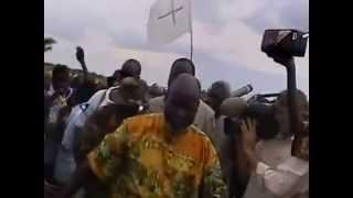 old film showing John Garang visiting fighters in the fighting fronts in southern Sudan