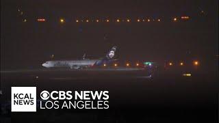 Alaska Airlines flight makes emergency landing at LAX