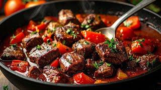 ЛУЧШИЙ рецепт тушеной свинины на одной сковороде! С овощами и томатным соусом!