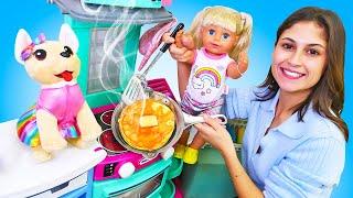 Ayşe ve Gül ile yemek yapma oyunları. Play Doh hamurundan tatlı yapımı!