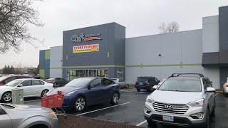 Closing Craft Warehouse - Salem, OR