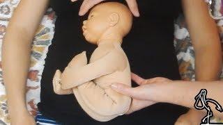 How to Know if Baby is Breech? Midwife Using Leopold's Maneuver to Know Position of Baby in Uterus