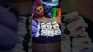 Dica Fácil pro Halloween: Mini Pizzas #Múmias pra deixar a #comida da festa com cara de #halloween