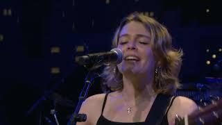 Maggie Rogers on Austin City Limits  "Don't Forget Me"