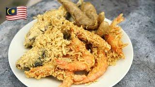 INCREDIBLE MALAY Seafood in TERENGGANU | MALAYSIAN Food in Kuala Terengganu Malaysia