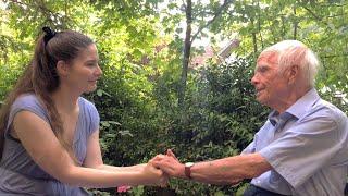 Dr Ervin Laszlo in conversation with Nora Csiszar about the Upshift - Path to Healing and Evolution