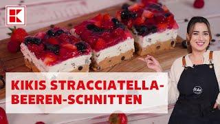 Die Perfekte Sommer-Torte: Kikis Rezept für Stracciatella-Beeren-Schnitten | Cookie-Dough | Kaufland