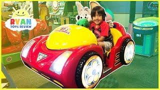 CHUCK E CHEESE FAMILY FUN Indoor games and Activities for Kids!