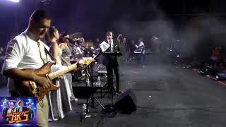 Los Bks ex #Bukis, en concierto. Voz José Javier Solis