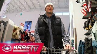 Patrik Laine goes holiday shopping for underprivileged kids in Montreal