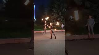 Выступление с огнеными пои. Группа BANG. Галина и Евгений. #dance #fireshow #танец