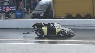 8 SECOND VW Beetle Cabriolet loses door panel on the racetrack!